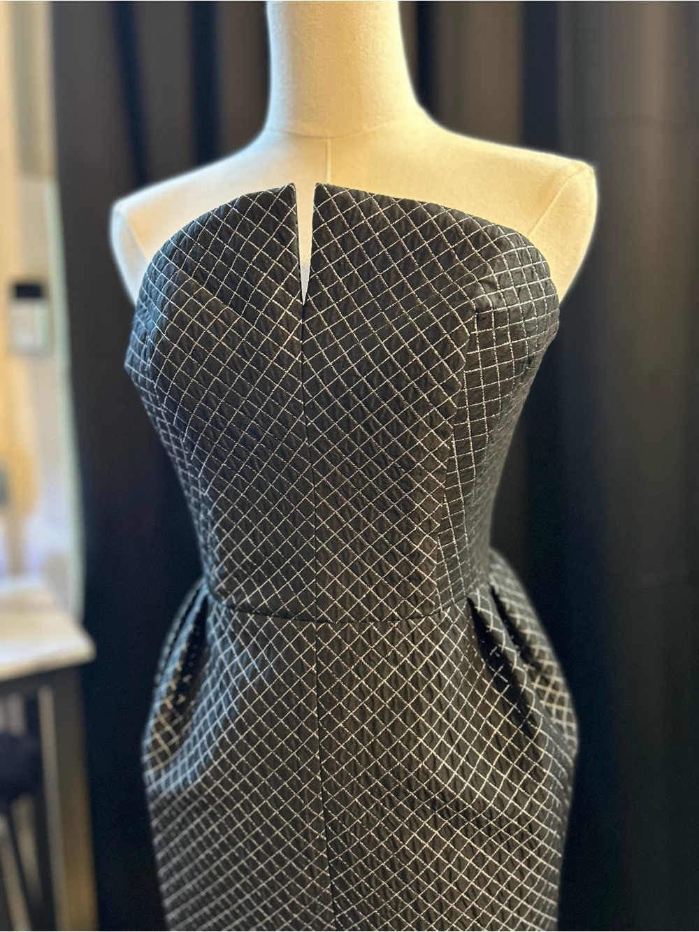 Strapless Geometric Pattern Dress - Picture 5 of 10